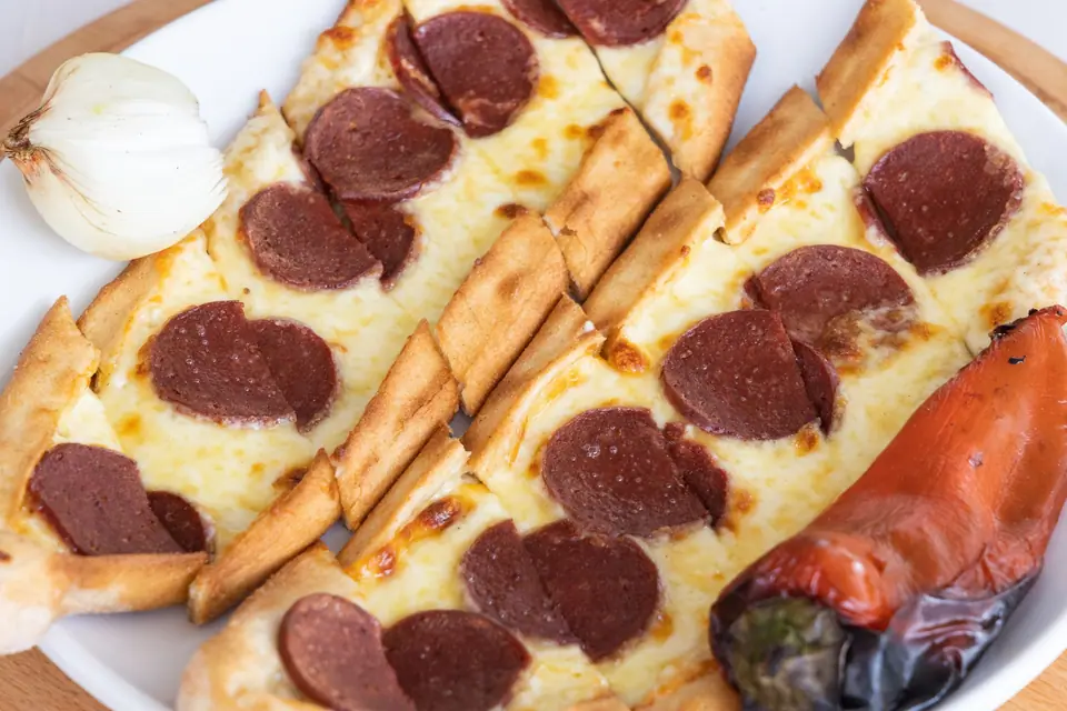 Kaşarlı pide